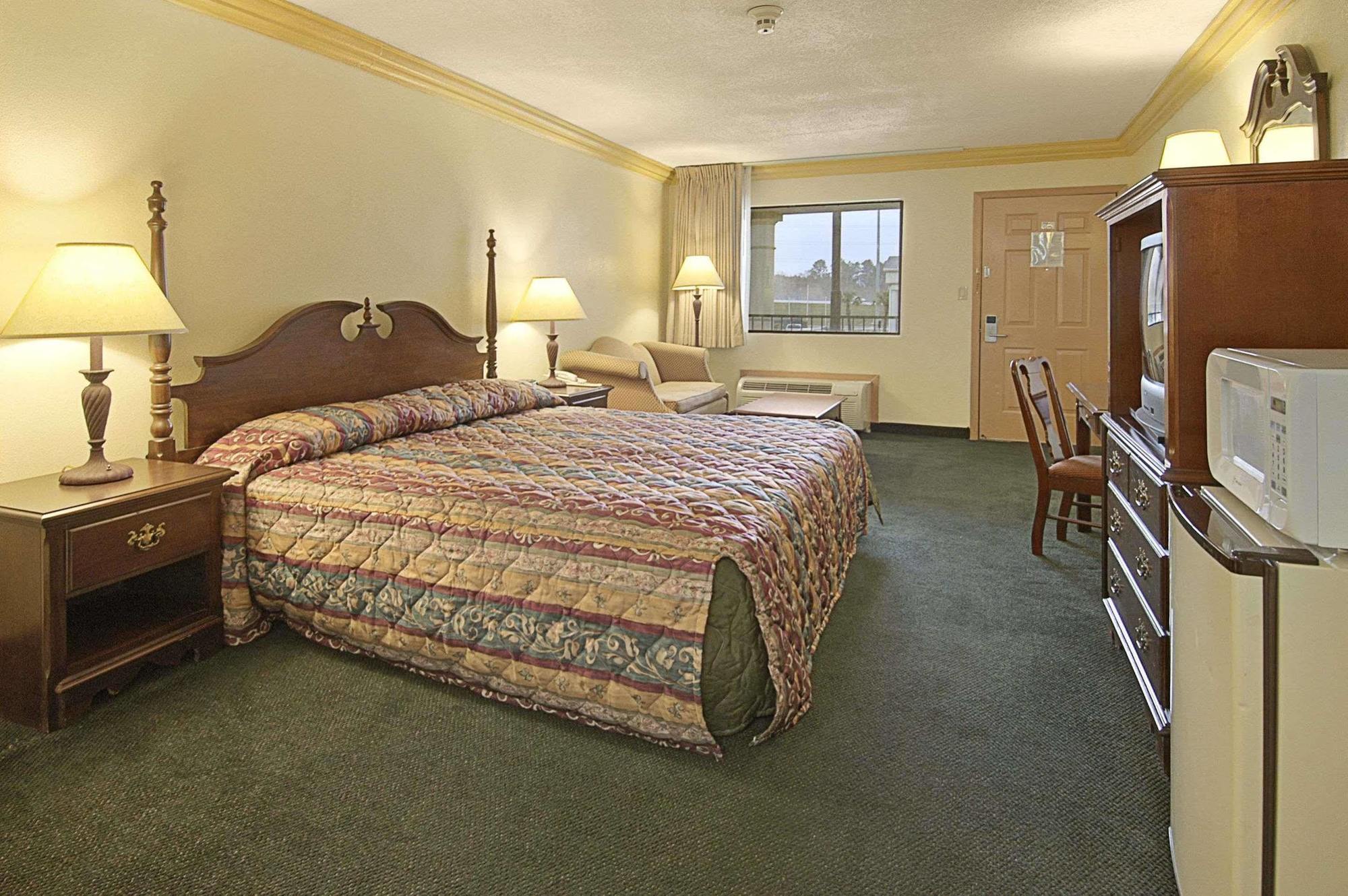 Days Inn By Wyndham Crowley Pokoj fotografie